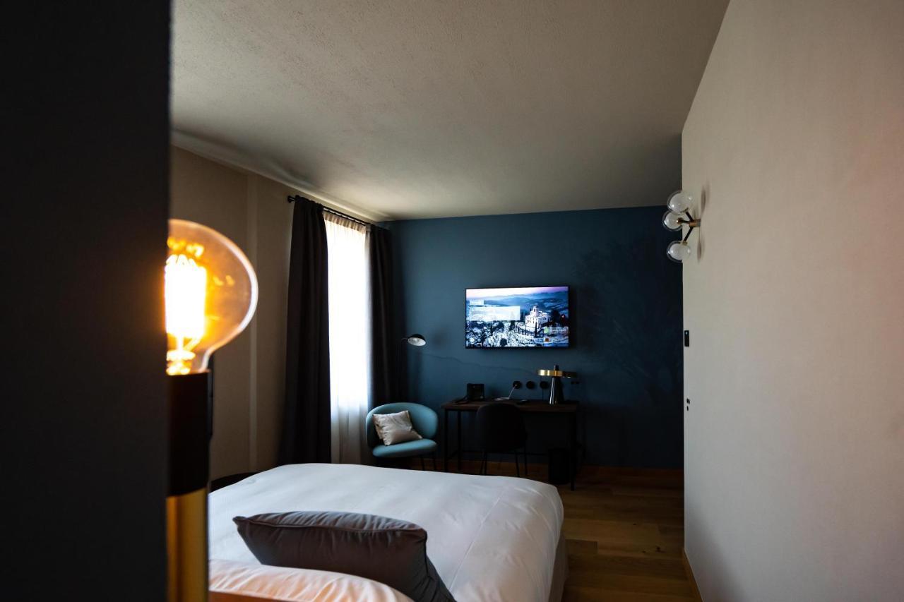 Locanda Moderna Carlambroeus Montevecchia Εξωτερικό φωτογραφία
